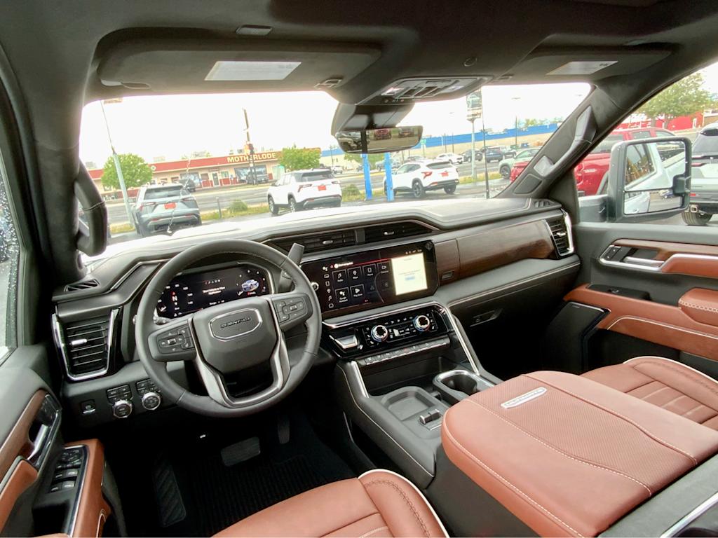 Thumbnail: 2026 GMC Sierra 3500 - 10