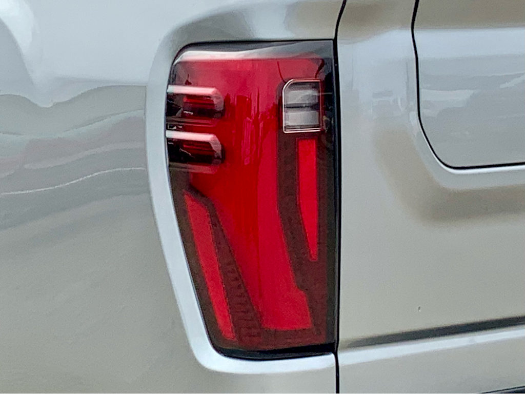 Thumbnail: 2026 GMC Sierra 3500 - 27