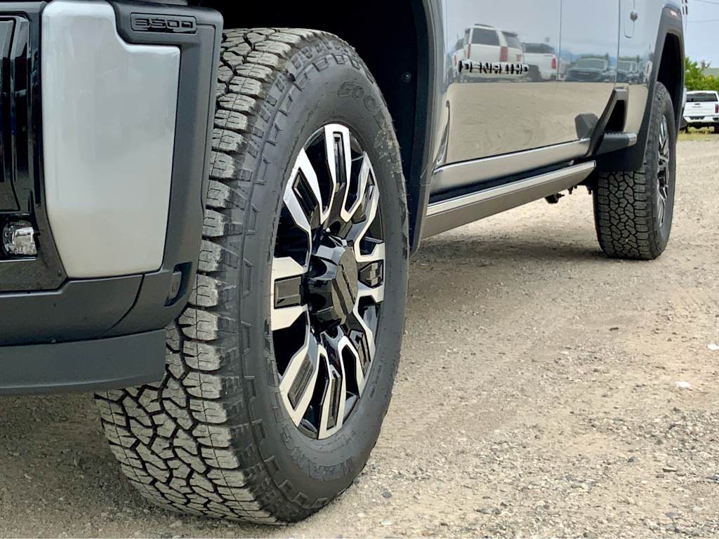 Thumbnail: 2026 GMC Sierra 3500 - 30