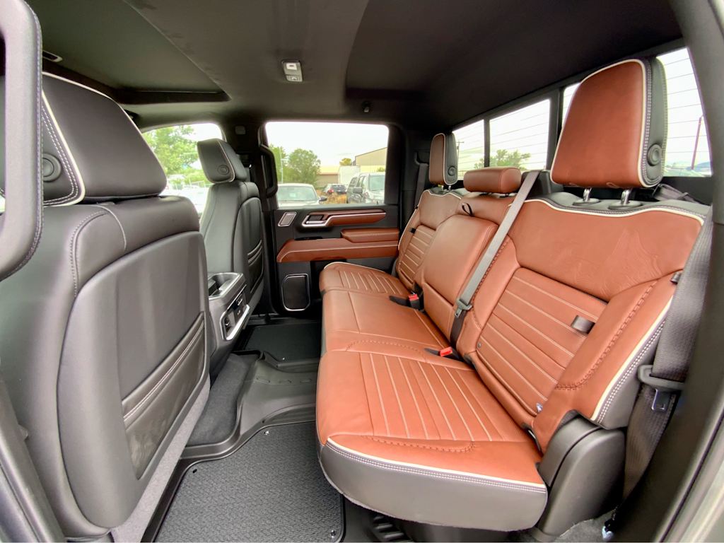 Thumbnail: 2026 GMC Sierra 3500 - 36