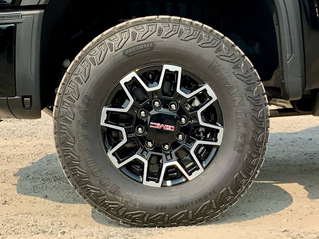 Thumbnail: 2026 GMC Sierra 2500 - 27