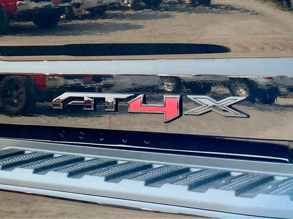 Thumbnail: 2026 GMC Sierra 2500 - 32