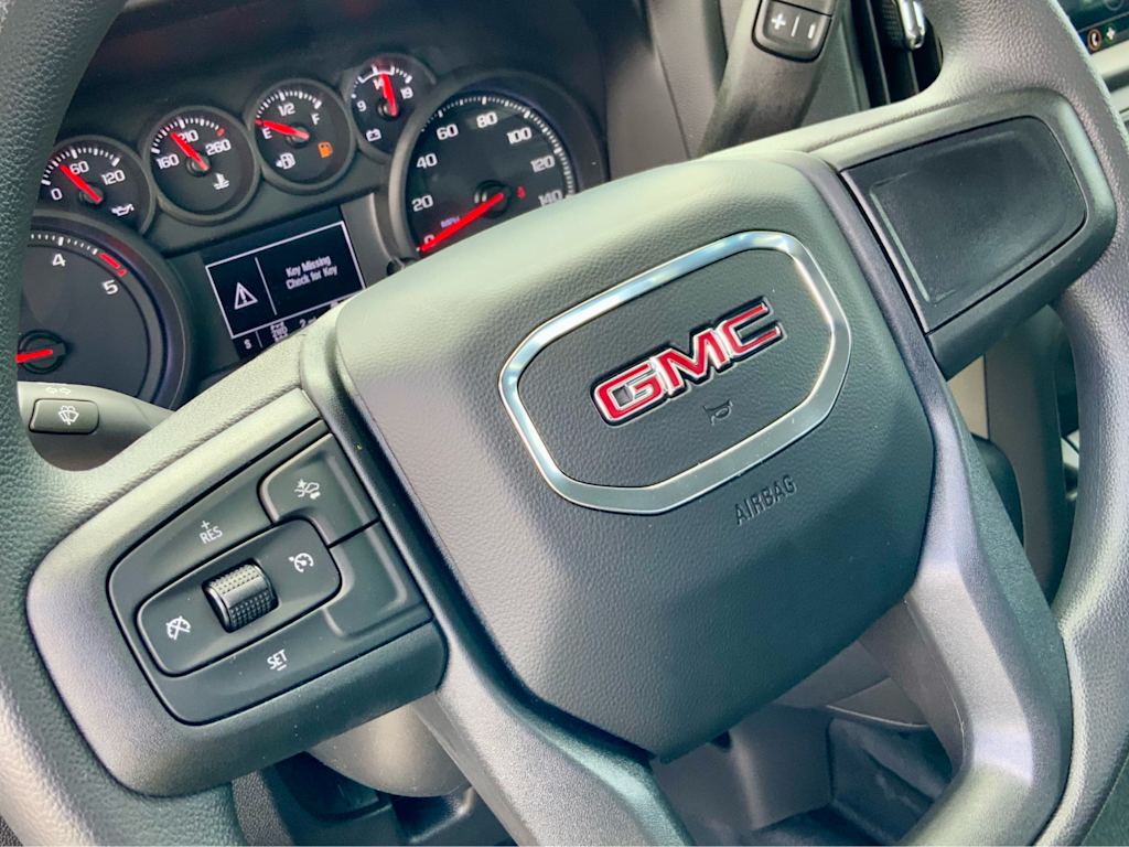 Thumbnail: 2026 GMC Sierra 2500 - 38