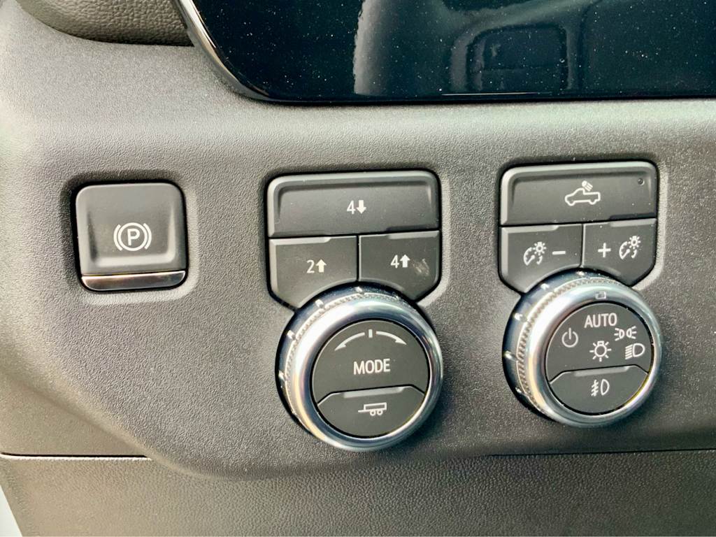 Thumbnail: 2026 GMC Sierra 2500 - 57