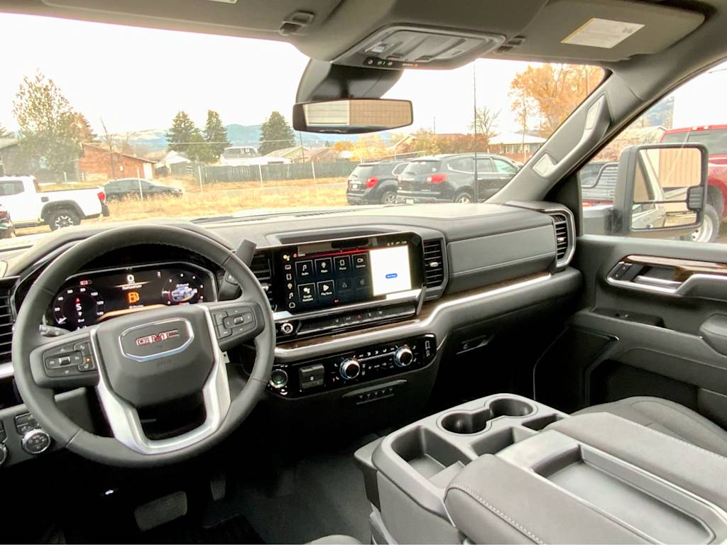 Thumbnail: 2026 GMC Sierra 2500 - 14