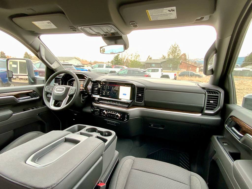 Thumbnail: 2026 GMC Sierra 2500 - 13