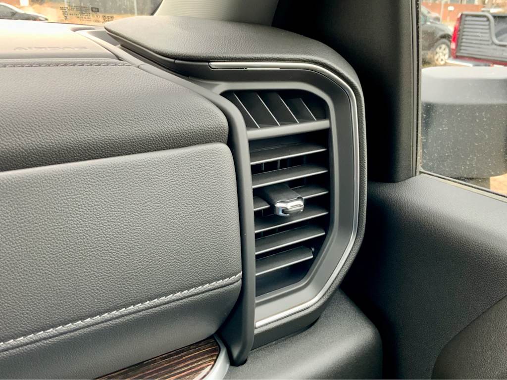 Thumbnail: 2026 GMC Sierra 2500 - 59