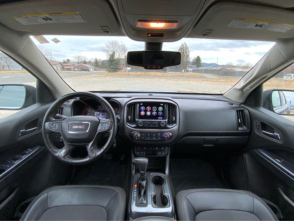 2016 GMC Canyon SLE 2