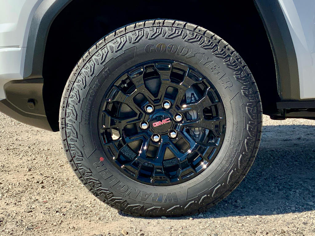 Thumbnail: 2026 GMC Canyon - 28