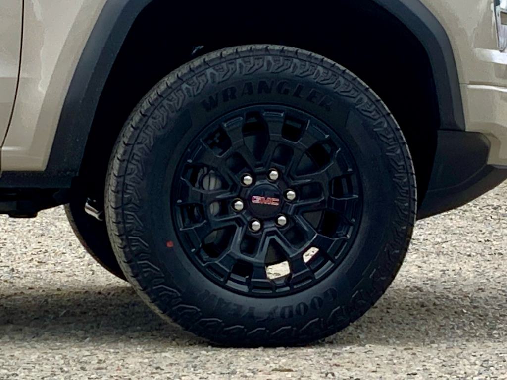 Thumbnail: 2026 GMC Canyon - 36