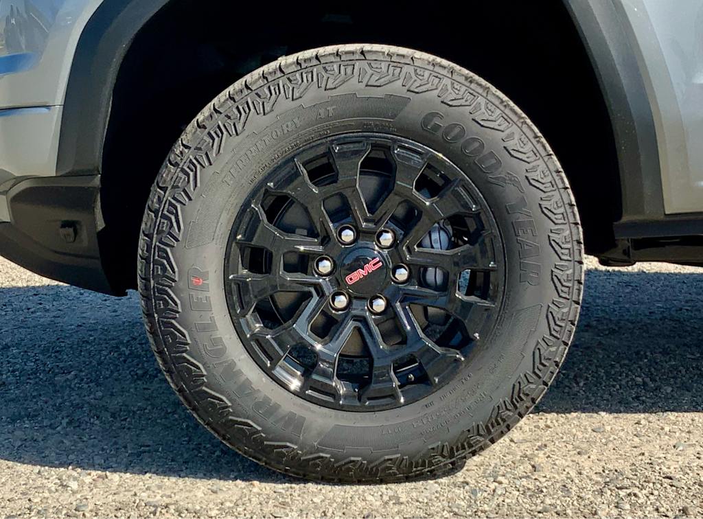 Thumbnail: 2026 GMC Canyon - 29