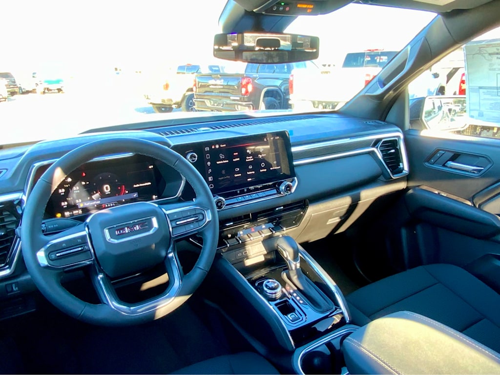 Thumbnail: 2026 GMC Canyon - 38