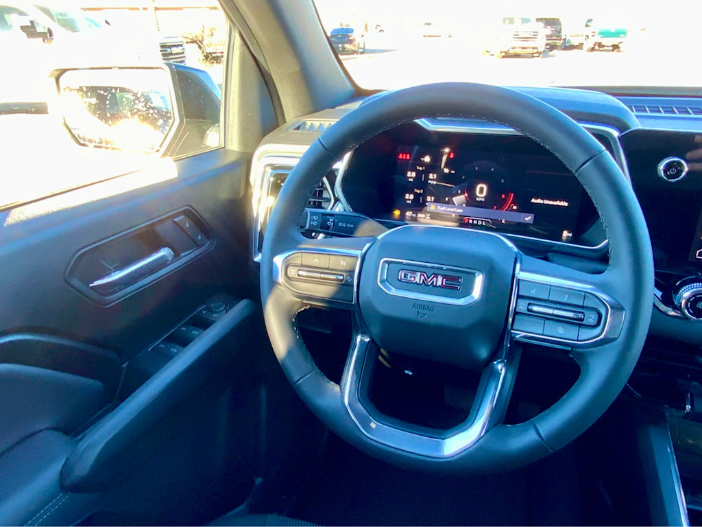 Thumbnail: 2026 GMC Canyon - 39