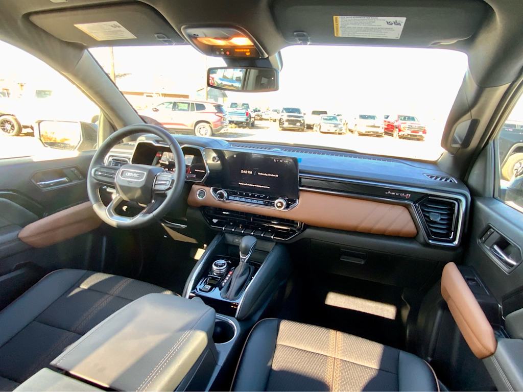 Thumbnail: 2026 GMC Canyon - 14