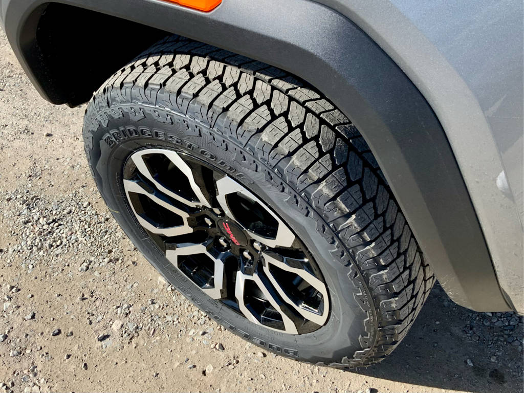 Thumbnail: 2026 GMC Canyon - 30