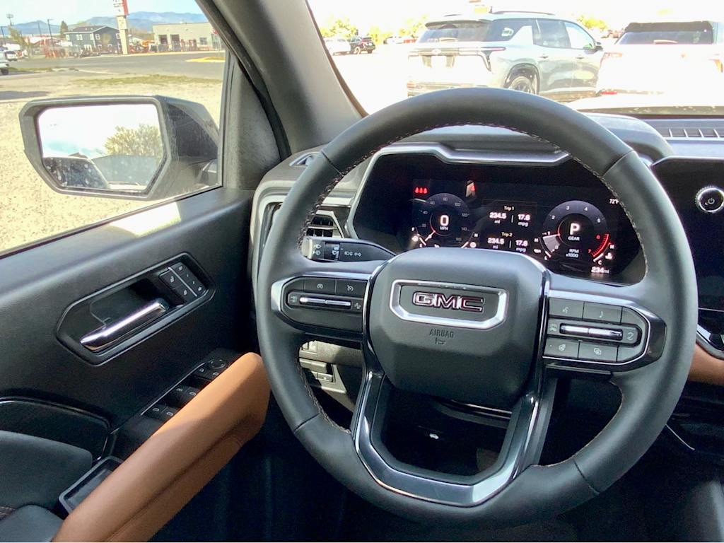 Thumbnail: 2026 GMC Canyon - 39