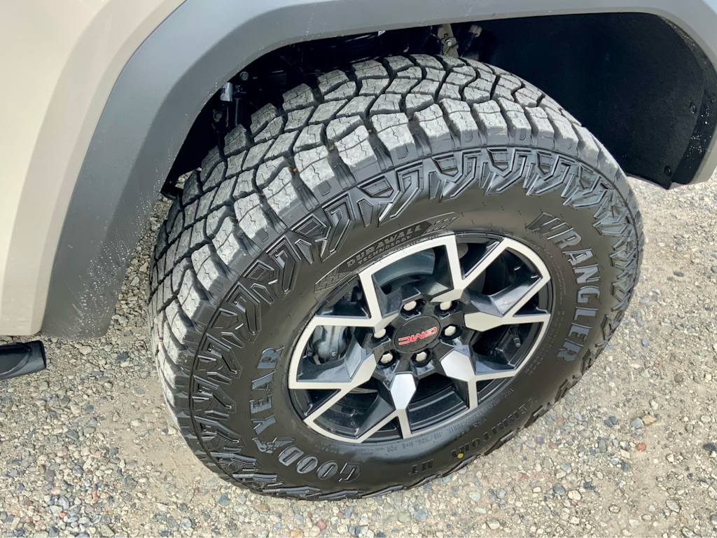 Thumbnail: 2026 GMC Canyon - 33