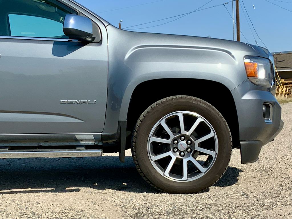 2020 GMC Canyon Denali 8