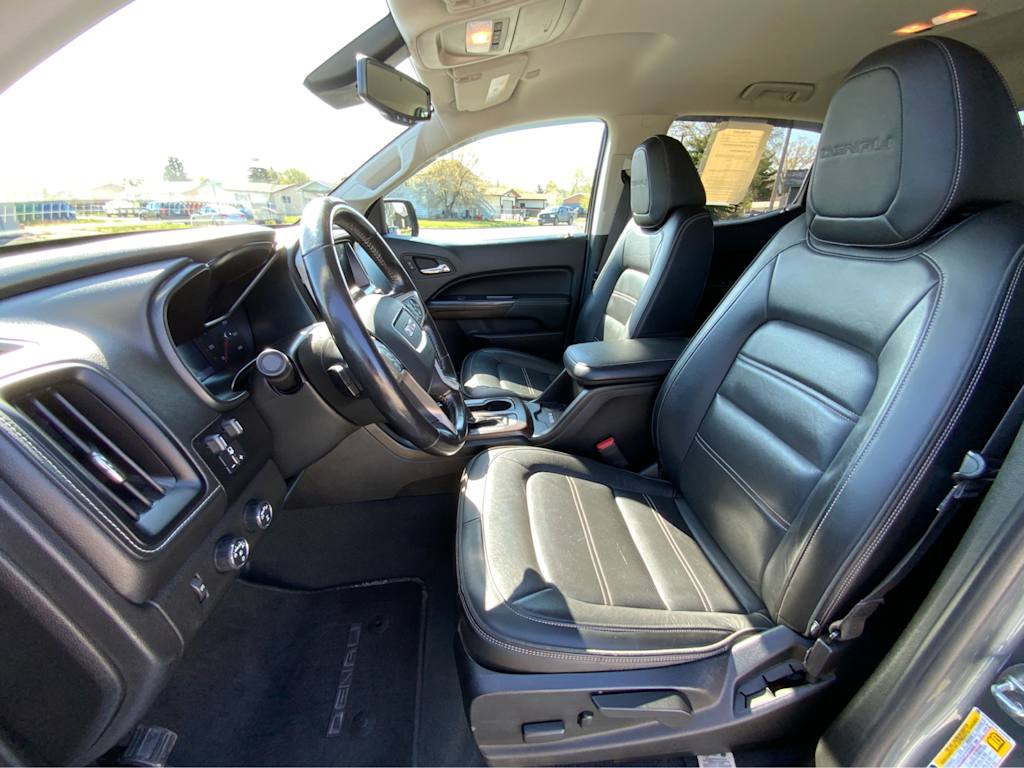 2020 GMC Canyon Denali 10