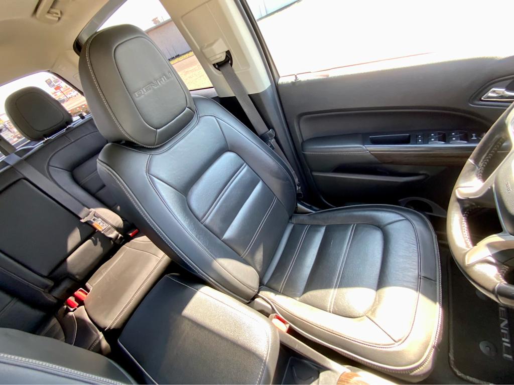 2020 GMC Canyon Denali 37