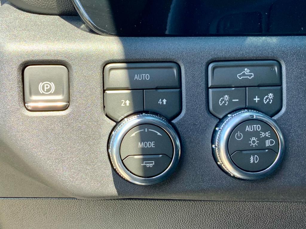 Thumbnail: 2026 GMC Sierra 1500 - 38