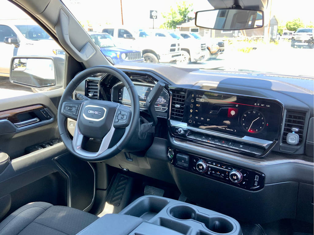 Thumbnail: 2025 GMC Sierra 1500 - 35