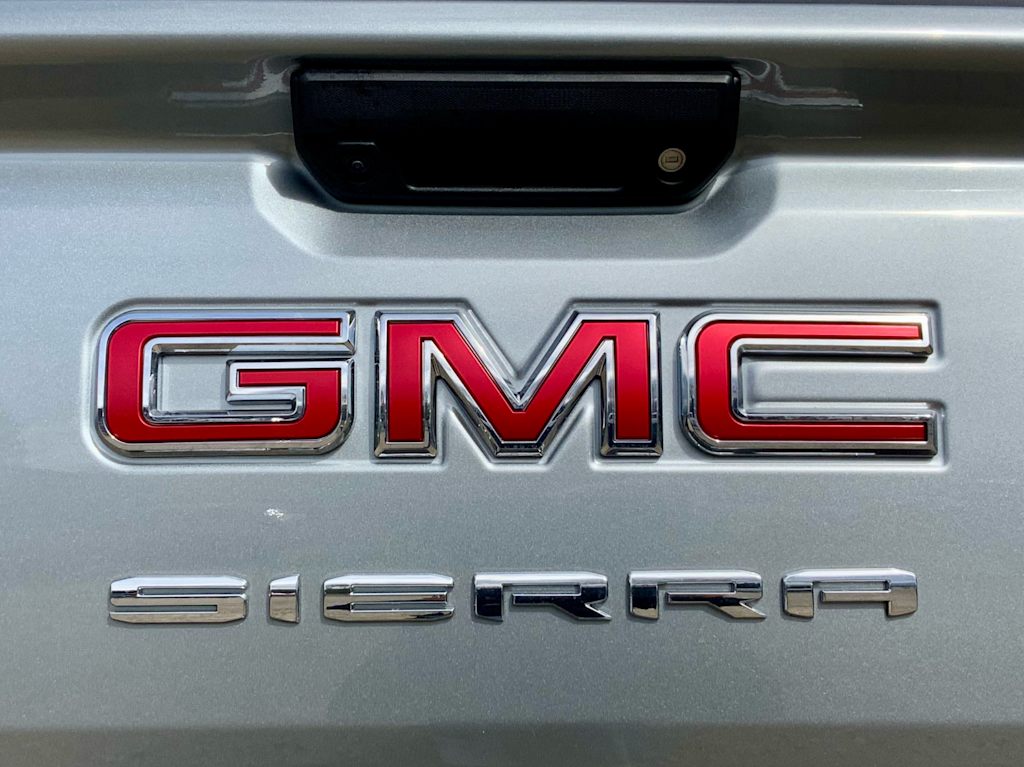 Thumbnail: 2026 GMC Sierra 1500 - 31