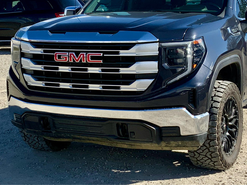 Thumbnail: 2023 GMC Sierra 1500 - 22