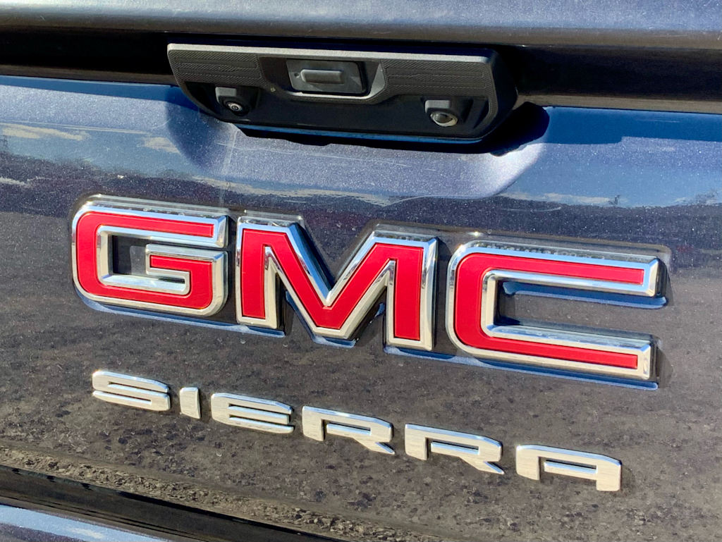 Thumbnail: 2023 GMC Sierra 1500 - 35