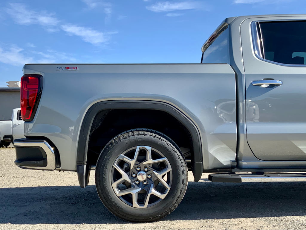 Thumbnail: 2026 GMC Sierra 1500 - 22