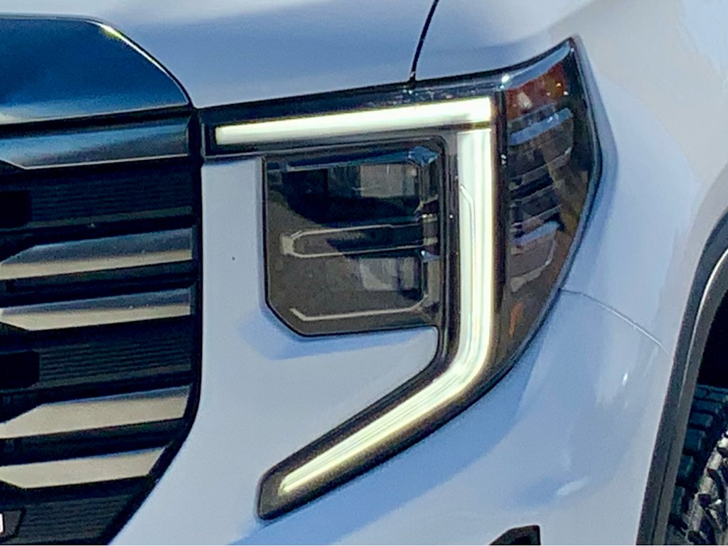 Thumbnail: 2024 GMC Sierra 1500 - 24