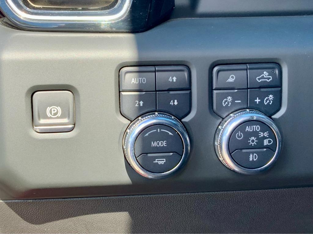 Thumbnail: 2024 GMC Sierra 1500 - 41