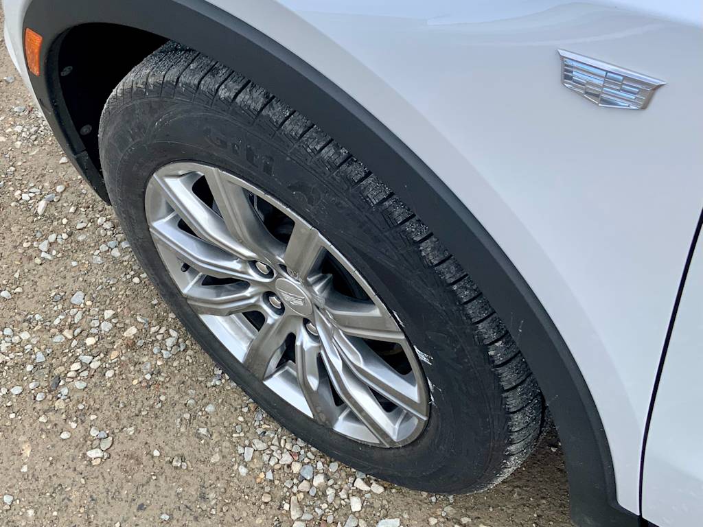 Thumbnail: 2021 Cadillac XT4 - 28