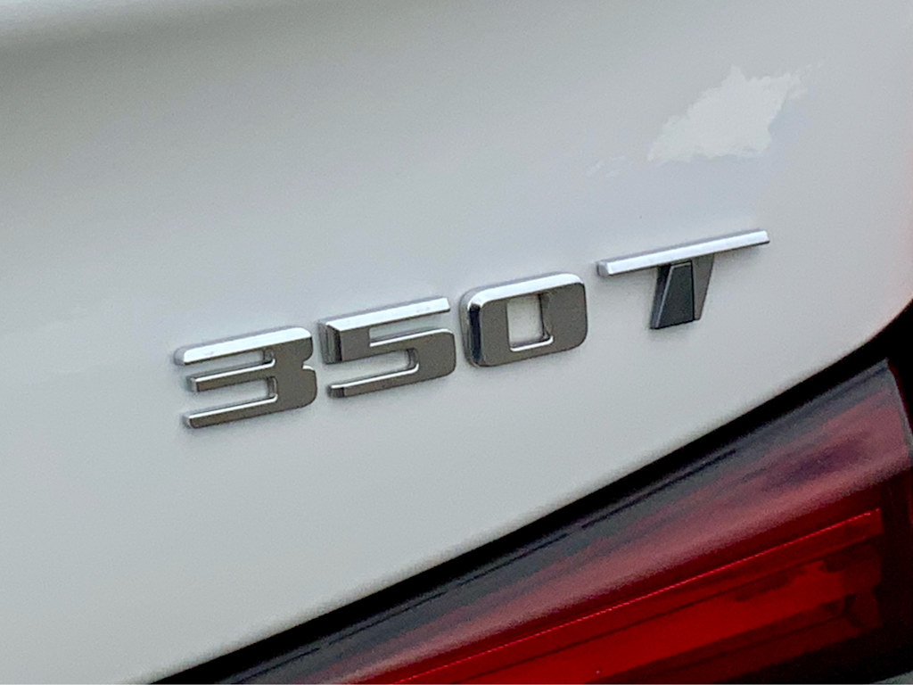 Thumbnail: 2021 Cadillac XT4 - 31