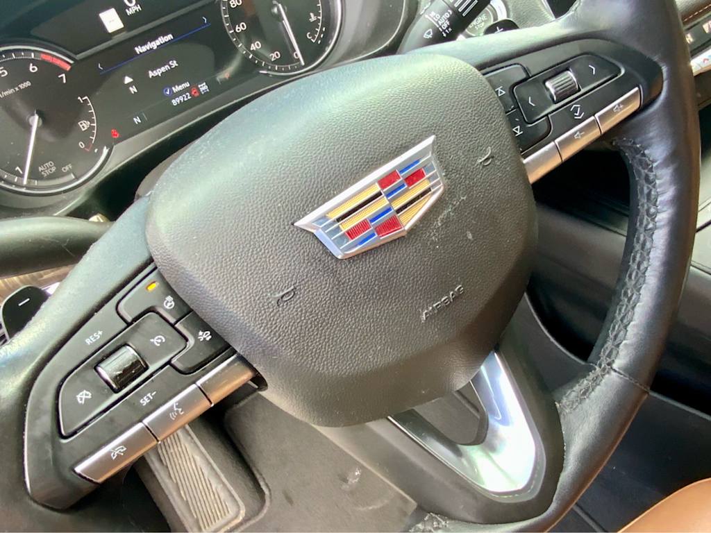 Thumbnail: 2021 Cadillac XT4 - 42