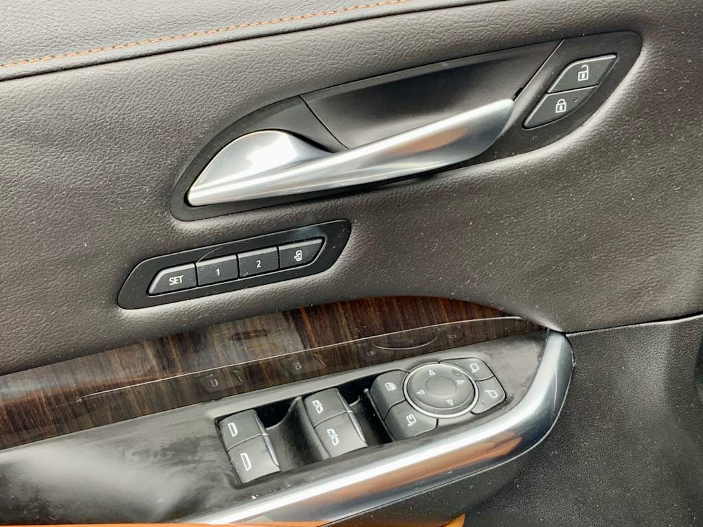 Thumbnail: 2021 Cadillac XT4 - 52