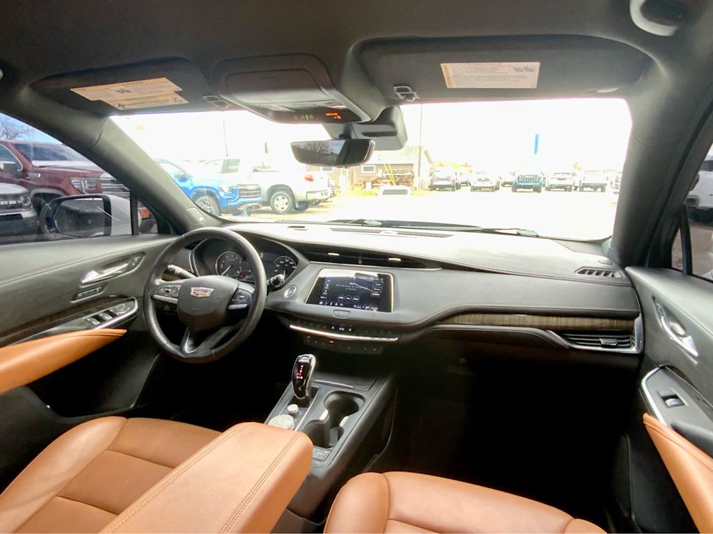 Thumbnail: 2021 Cadillac XT4 - 13