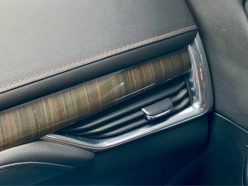 Thumbnail: 2021 Cadillac XT4 - 49