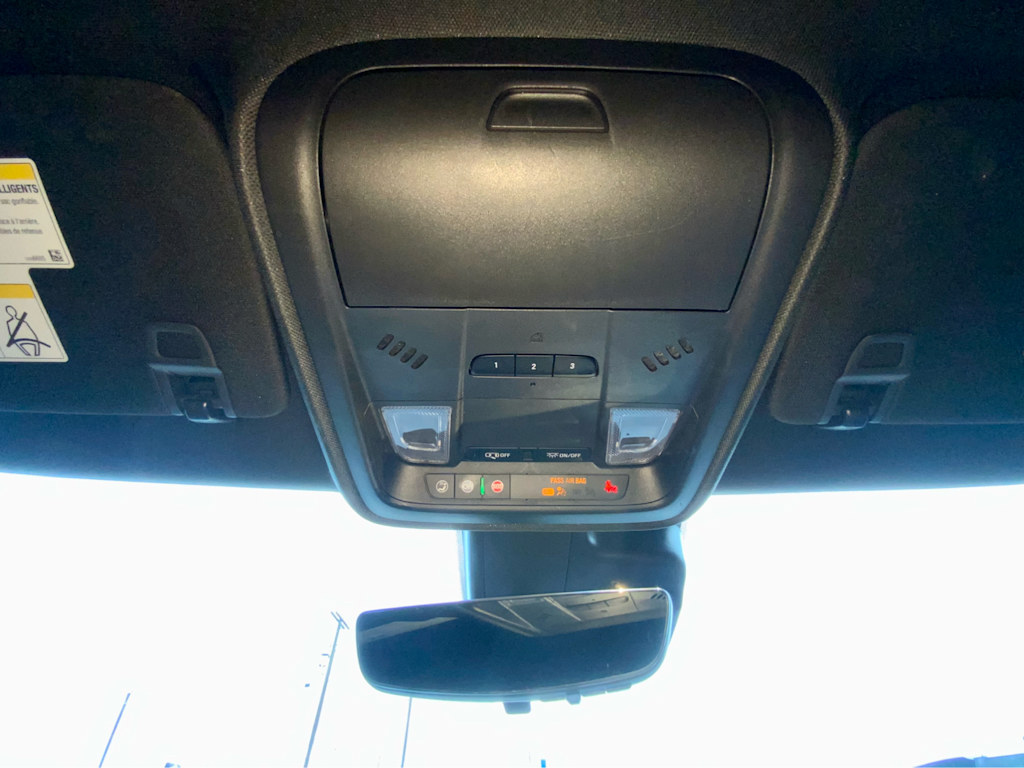 Thumbnail: 2021 Cadillac XT4 - 47