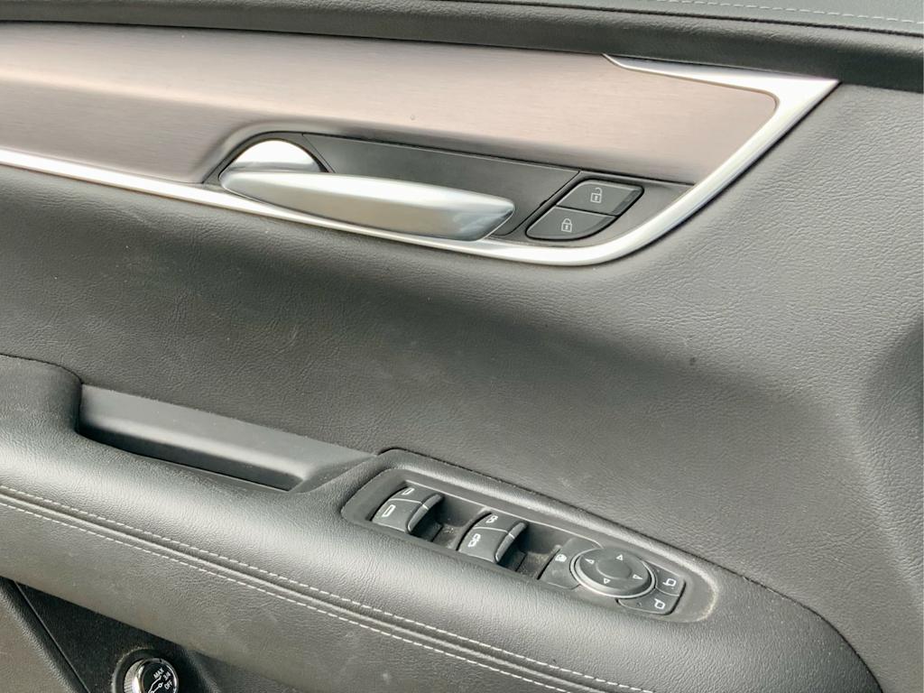 Thumbnail: 2020 Cadillac XT5 - 28