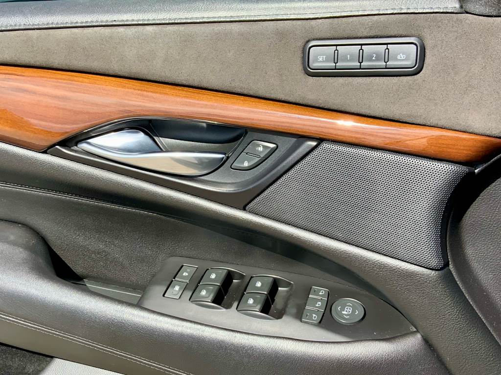 Thumbnail: 2020 Cadillac Escalade - 47
