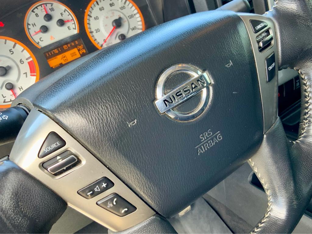 Thumbnail: 2014 Nissan Titan - 30
