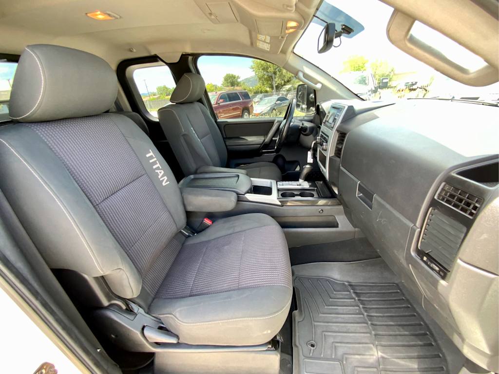 Thumbnail: 2014 Nissan Titan - 11