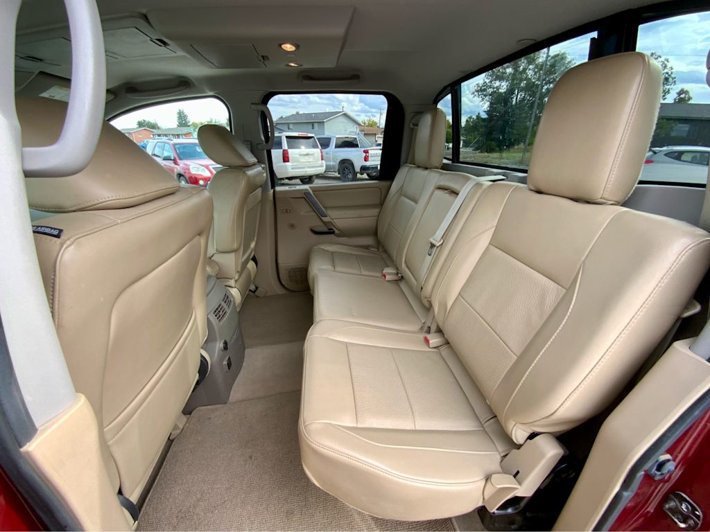 Thumbnail: 2014 Nissan Titan - 13