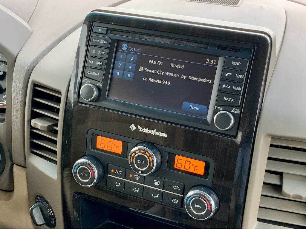Thumbnail: 2014 Nissan Titan - 35