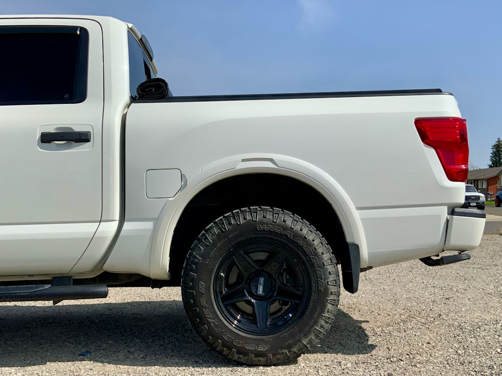 Thumbnail: 2018 Nissan Titan - 7