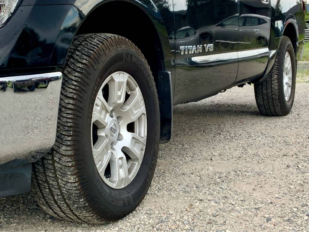 Thumbnail: 2018 Nissan Titan - 27