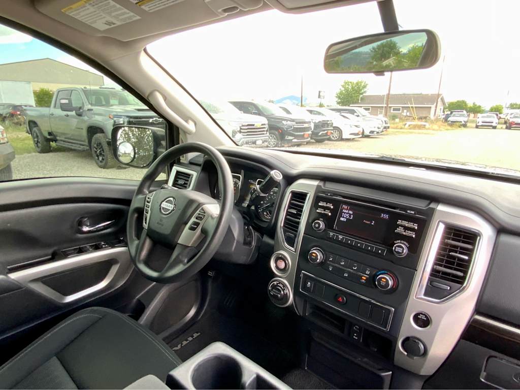 Thumbnail: 2018 Nissan Titan - 8