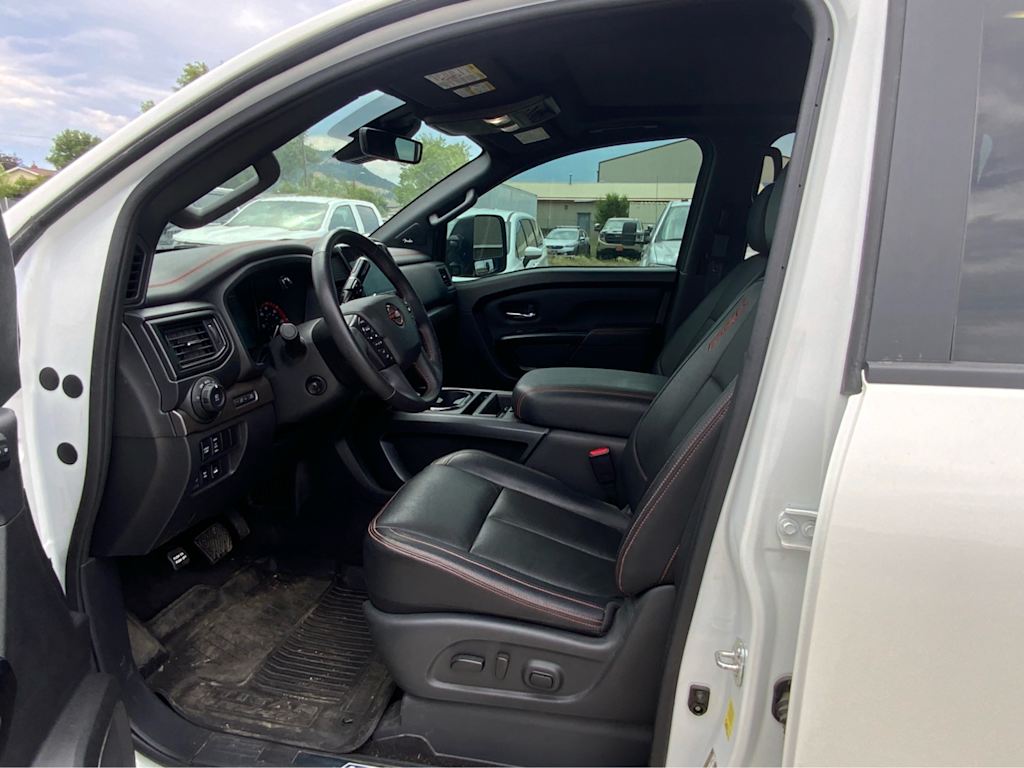 Thumbnail: 2024 Nissan Titan - 6