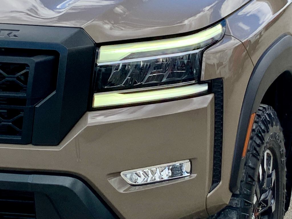 Thumbnail: 2023 Nissan Frontier - 7